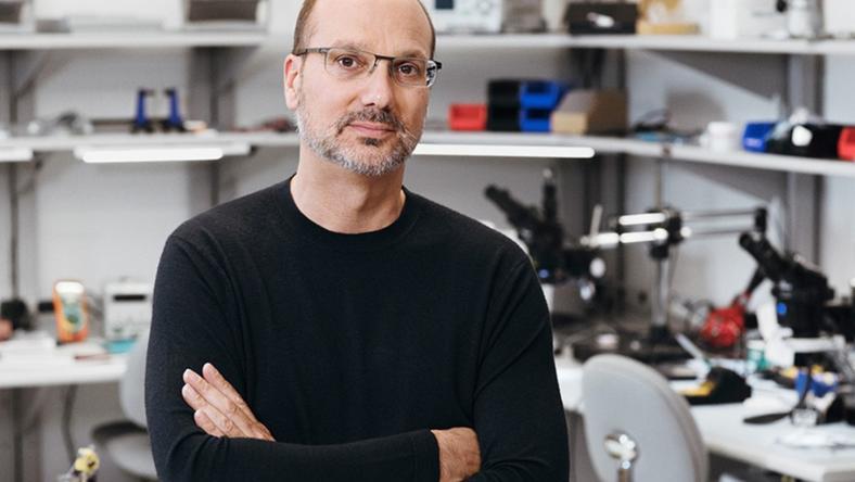 “安卓之父”创办的Essential获得3亿美元投资,腾讯亚马逊参投